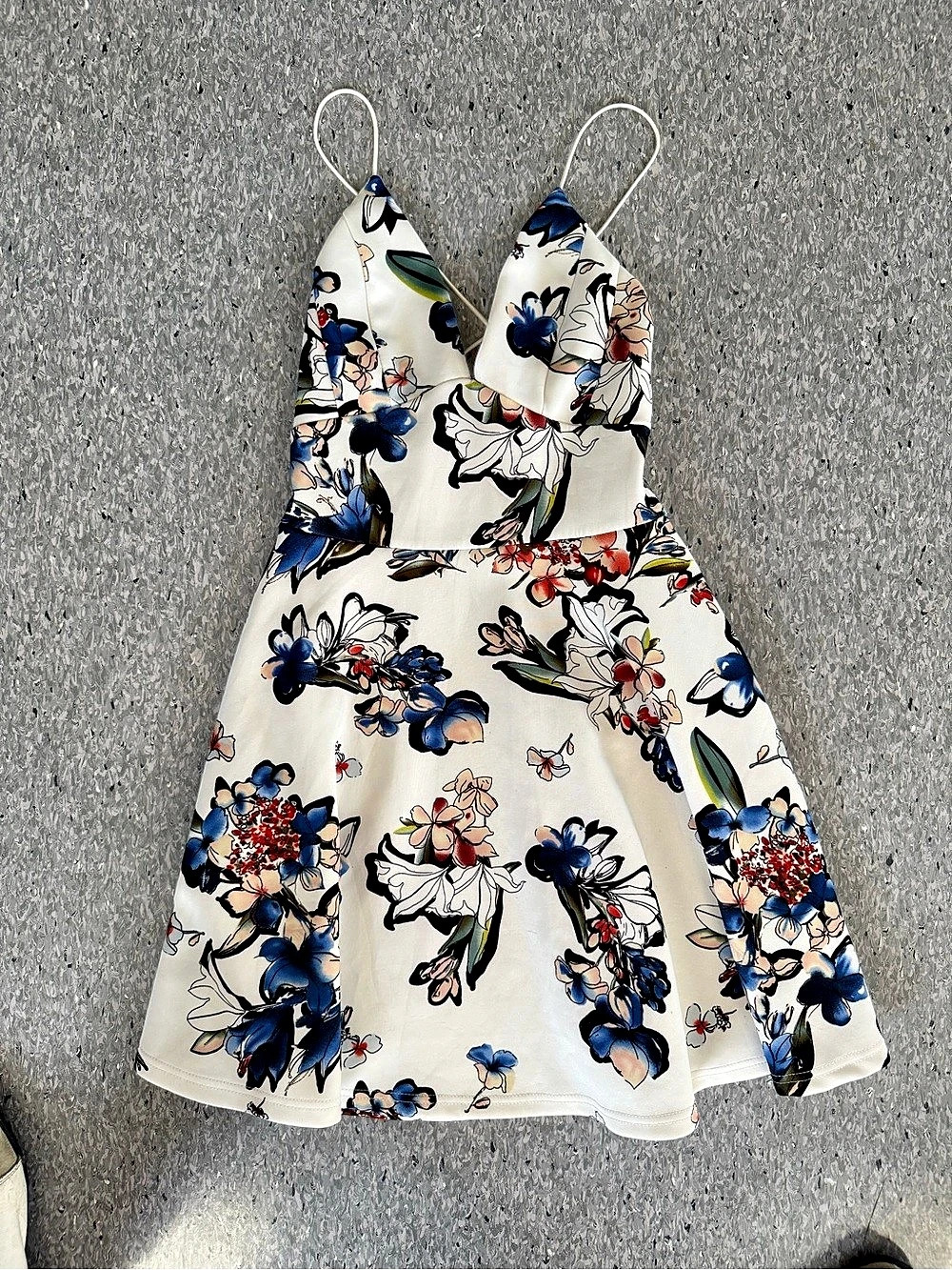 Floral Mini Dress in White & Blue Size Small